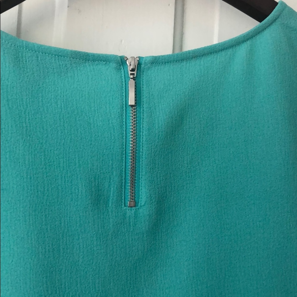 Express Zipper Top - Picture 4 of 6